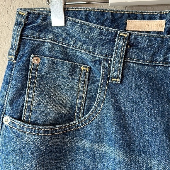 Pilcro The Joey High Rise Straight Leg Distressed Jeans Size 30 - Picture 6 of 16